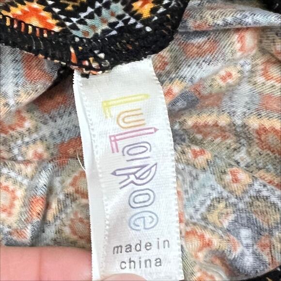 Lularoe Buttery Soft Leggings Size TC Tall & Curvy Orange Black Geometric Print - Picture 3 of 4
